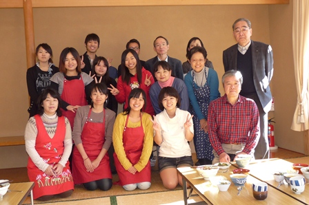 111219留学生が日本家庭料理01