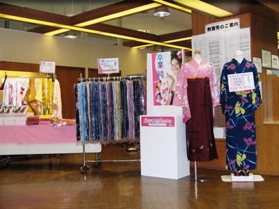 2009.06.29ゆかた展示風景.JPG