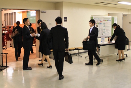 20121213gakunaikigyousemina1.jpg