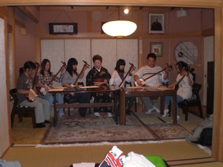 20091224shamisen.jpg
