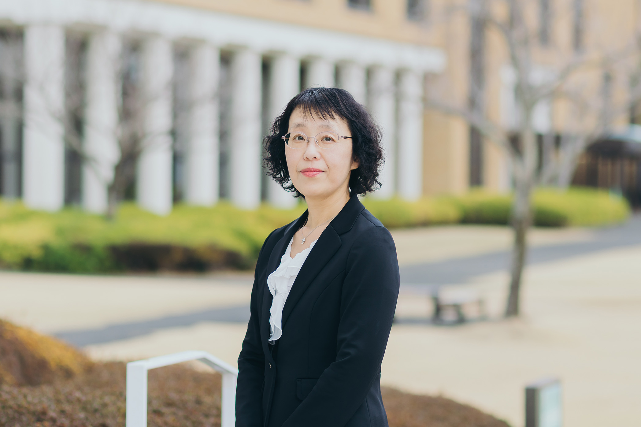 経済経営学部長 増田 珠子