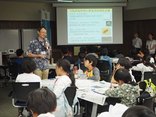 土の中のいろいろな生物が、<br />土を豊かにしていることがわかりました