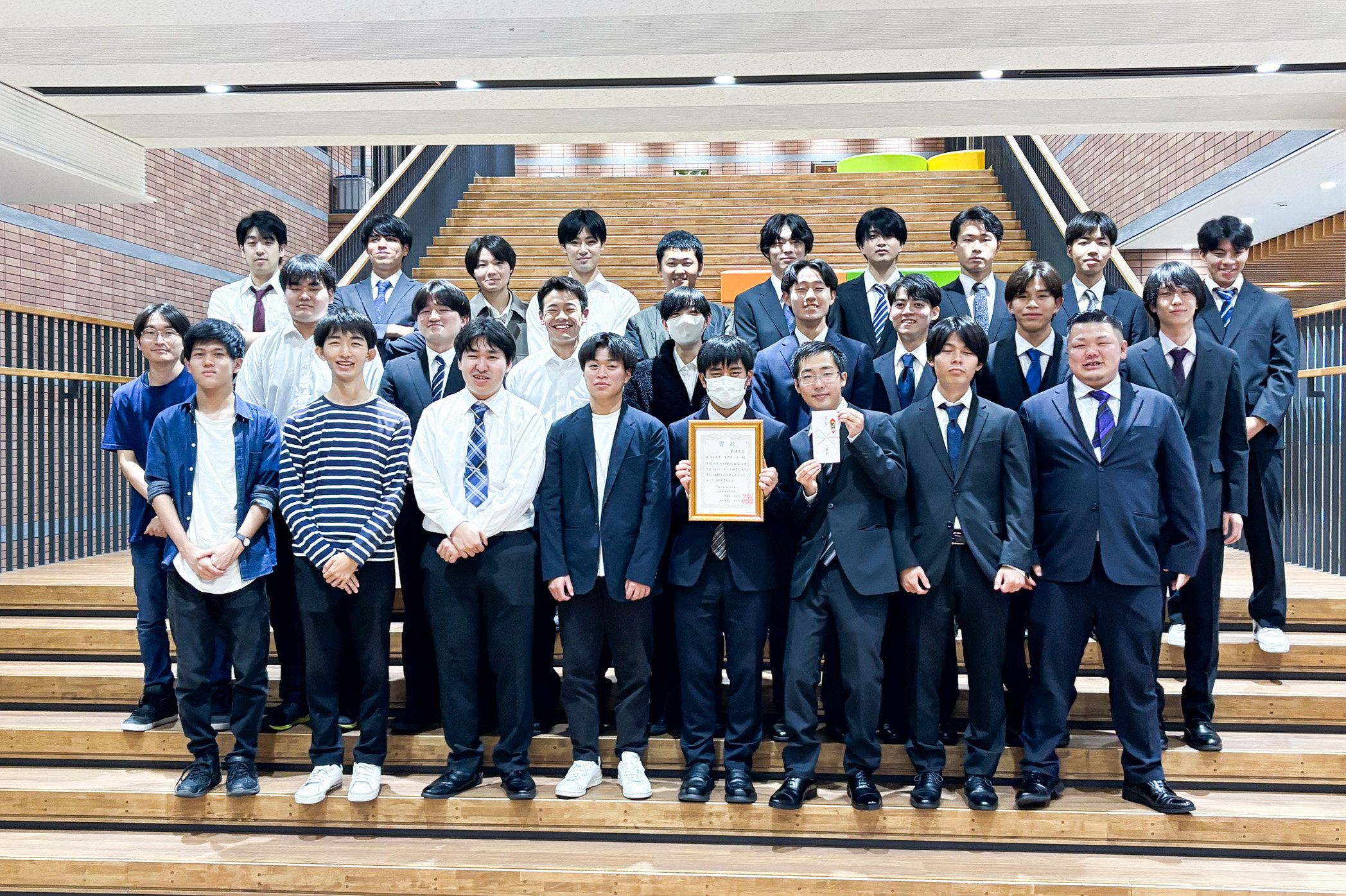 笹岡ゼミ・黒木ゼミの3年生が学会の学生コンペに参加しました｜学部