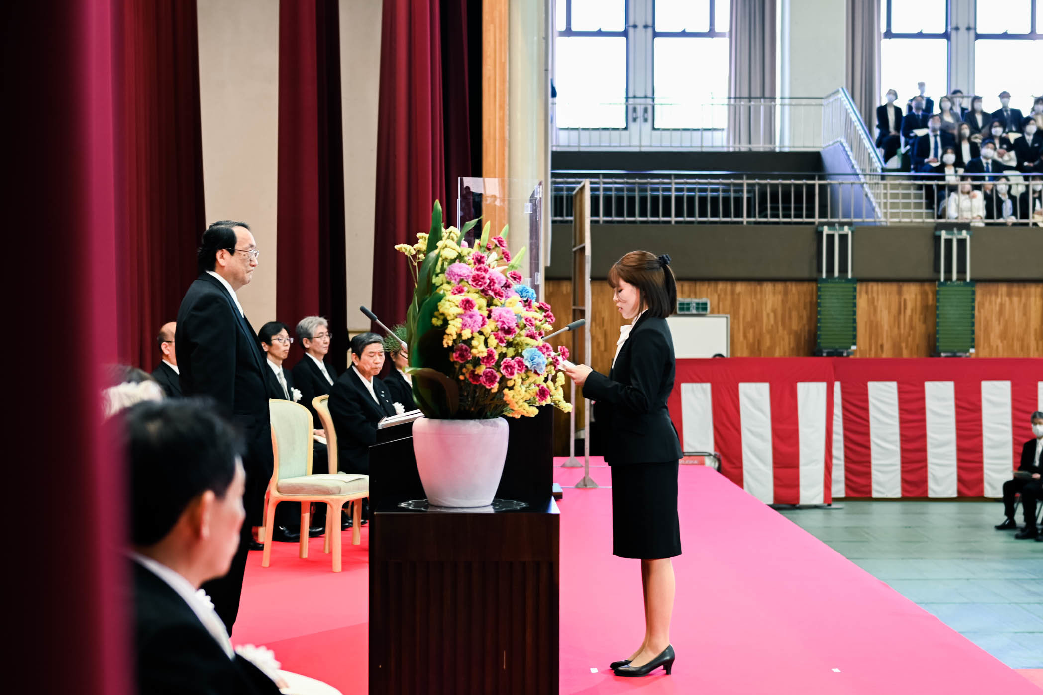 entrance ceremony_02.jpg